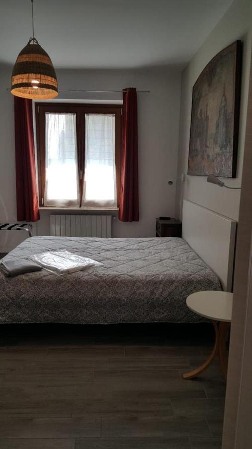 Santa Caterina Lägenhet Crema Exteriör bild